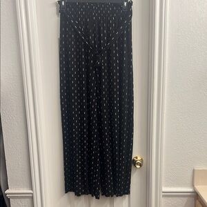 Black and White Patterned Pants